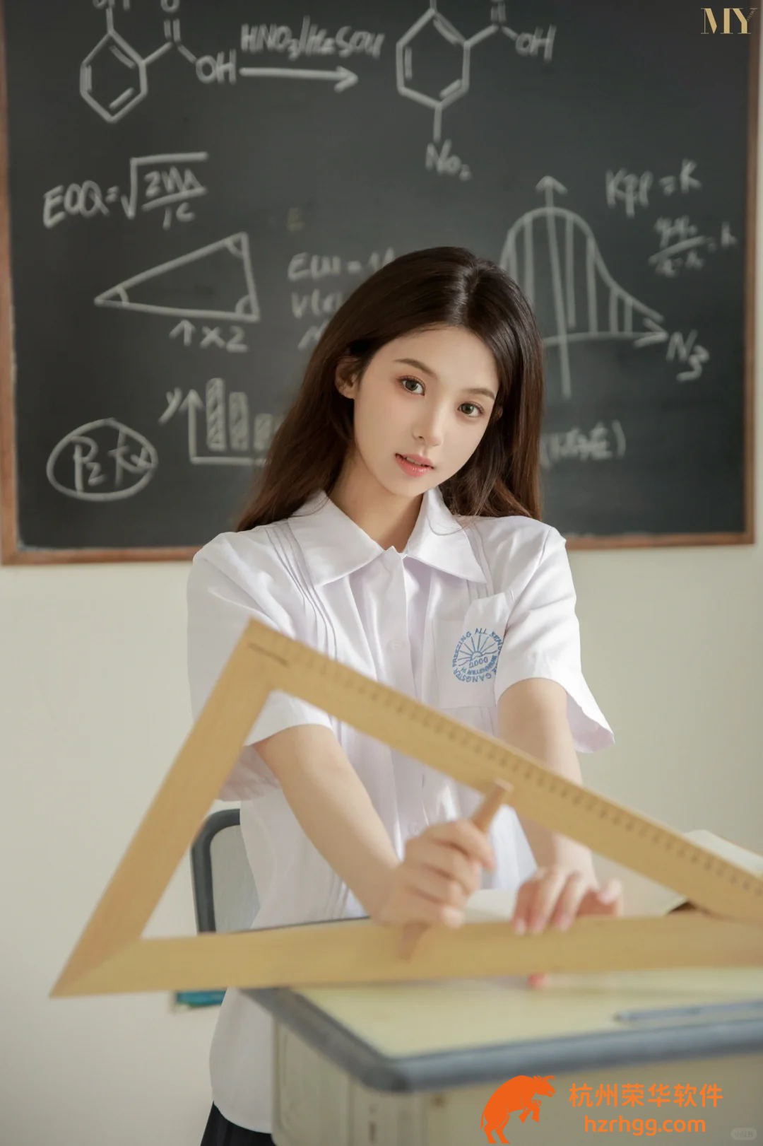 2025奧門馬資料免費發(fā)布，開賽前必看資源包！